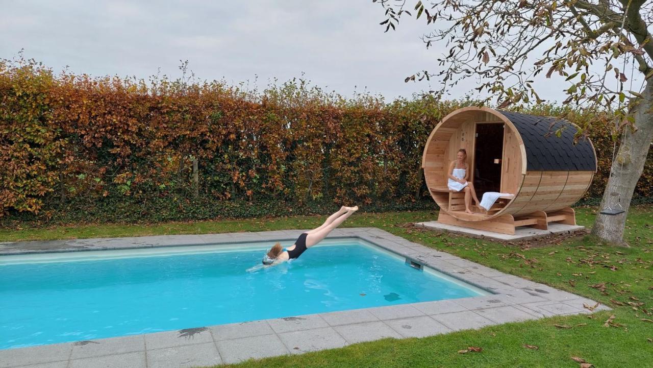 Vakantiewoning Met Permanent Verwarmd Zwembad En Sauna Koekelare Εξωτερικό φωτογραφία