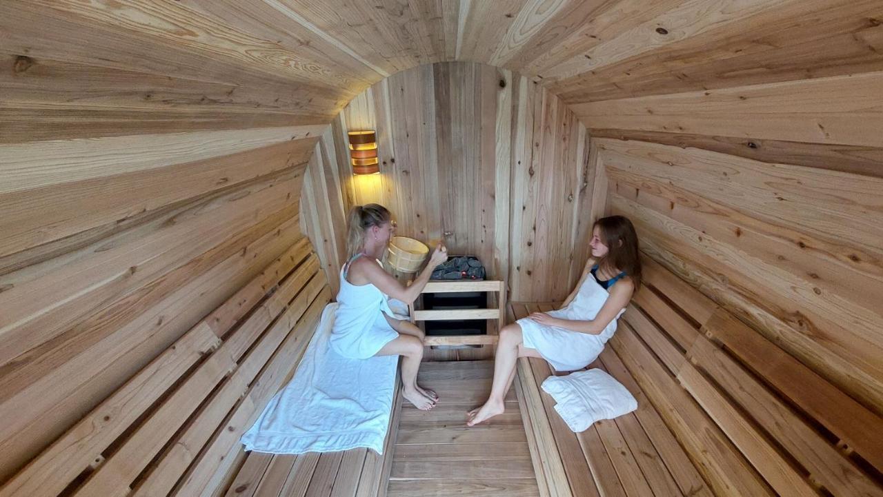 Vakantiewoning Met Permanent Verwarmd Zwembad En Sauna Koekelare Εξωτερικό φωτογραφία